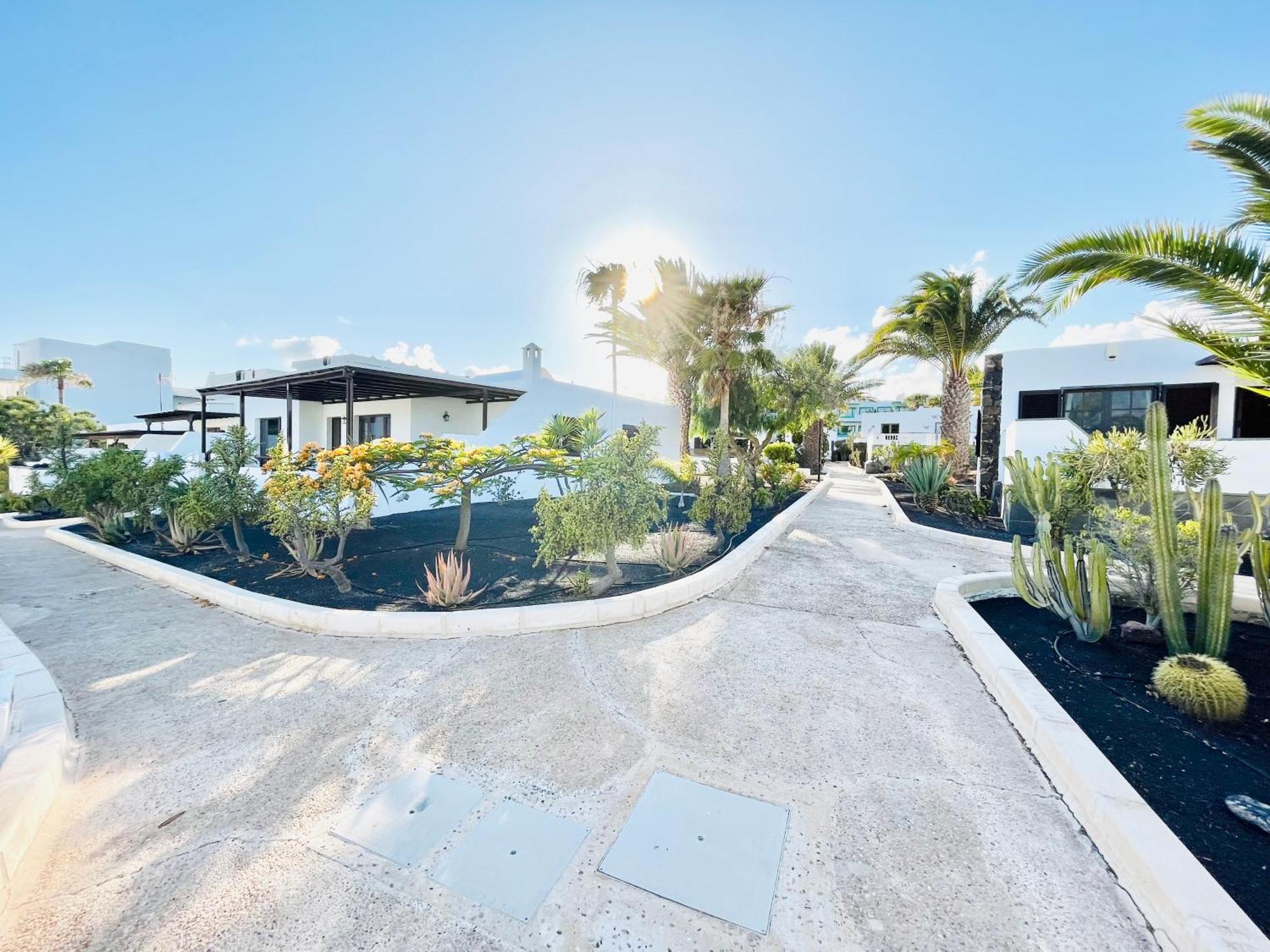 Trinity House En Playa Bastian Villa Costa Teguise Exterior photo