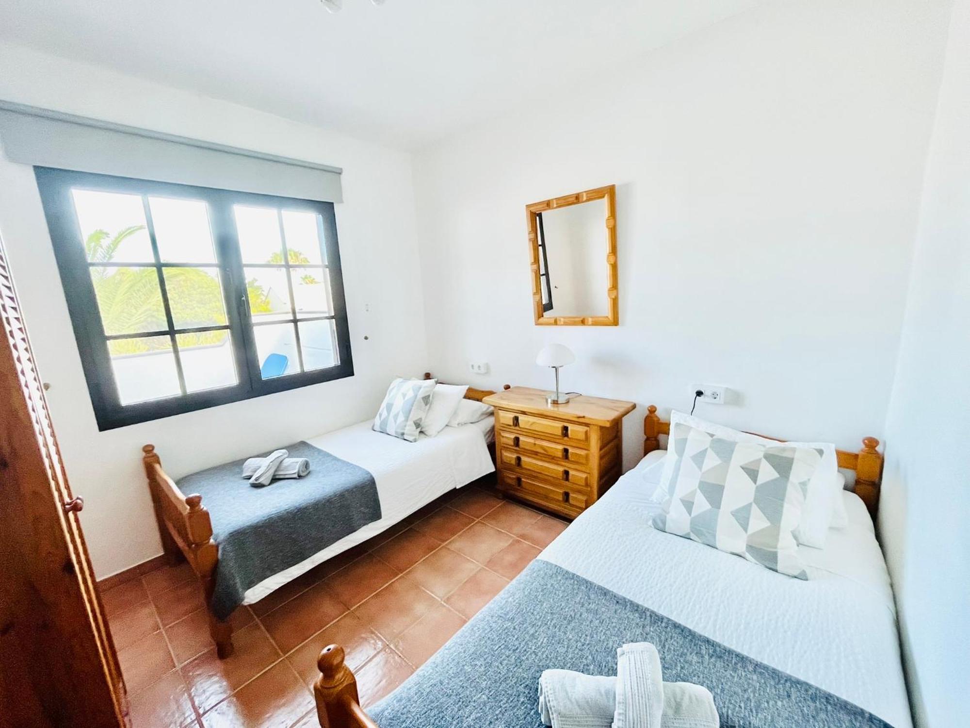 Trinity House En Playa Bastian Villa Costa Teguise Exterior photo